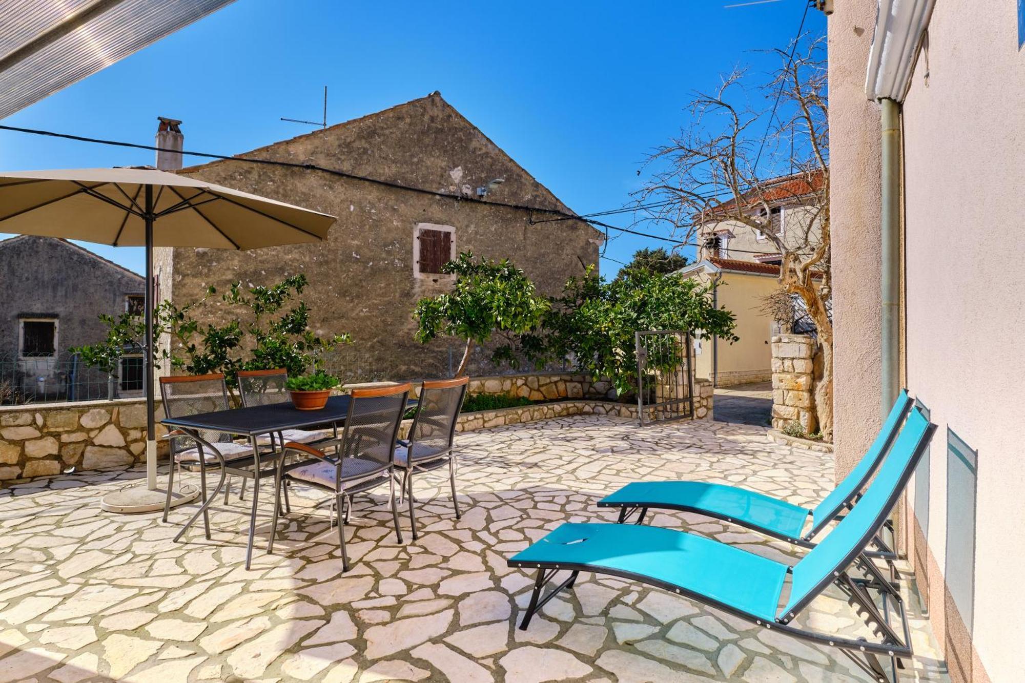 Apartment Angela Čunski Εξωτερικό φωτογραφία