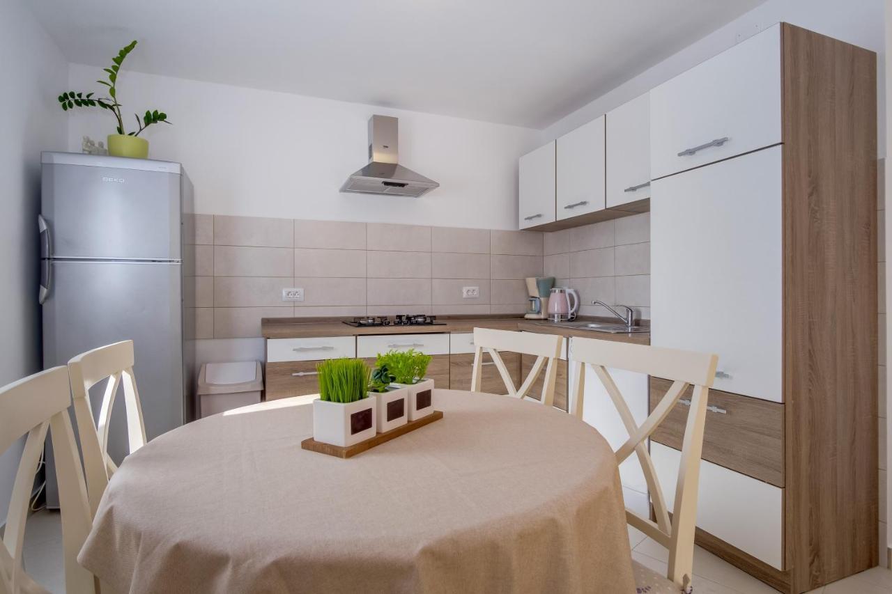 Apartment Angela Čunski Εξωτερικό φωτογραφία